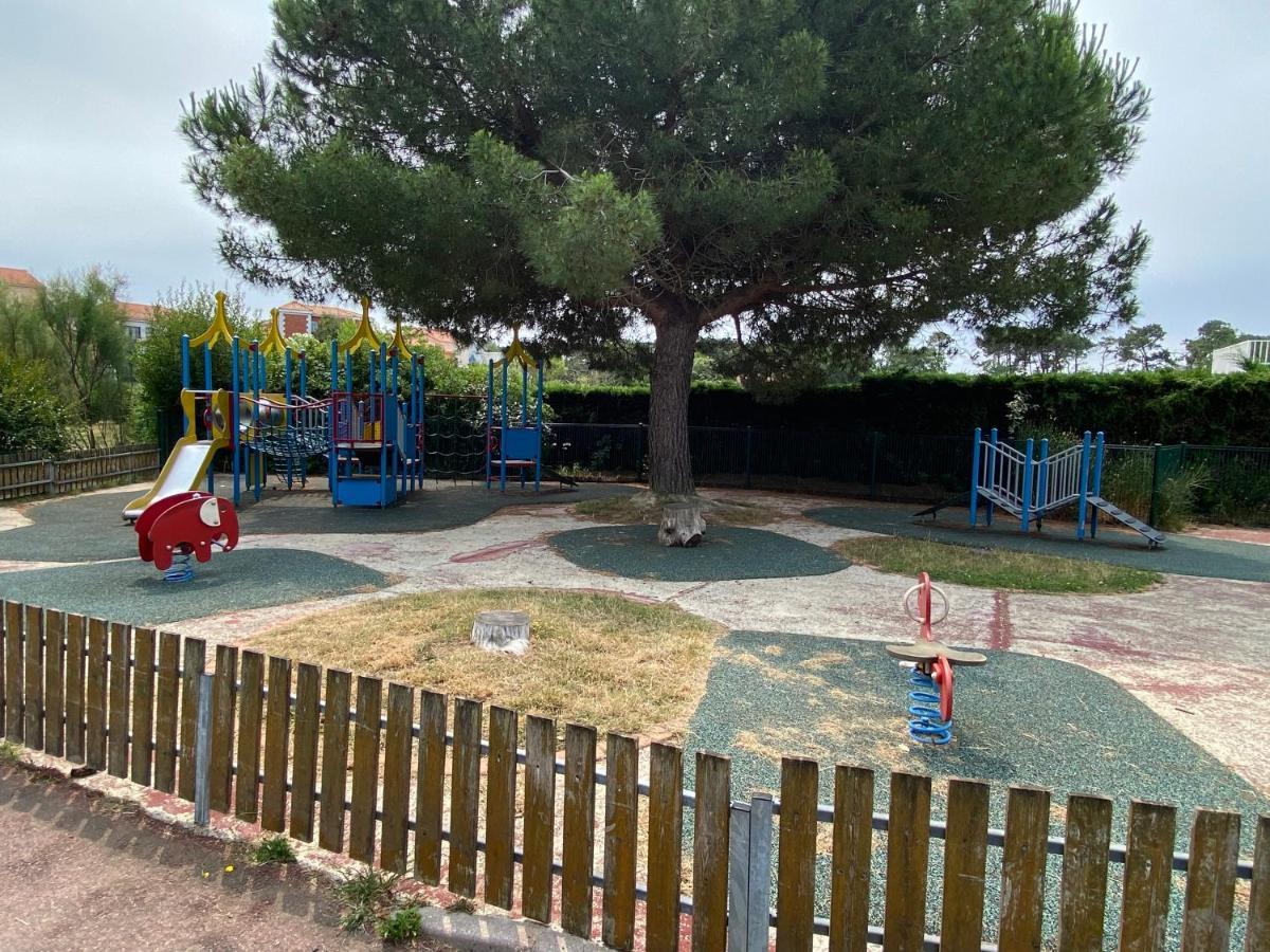 Appartement Dans Residence - Port Bourgenay Talmont Saint Hilaire Vendee 2 Kültér fotó